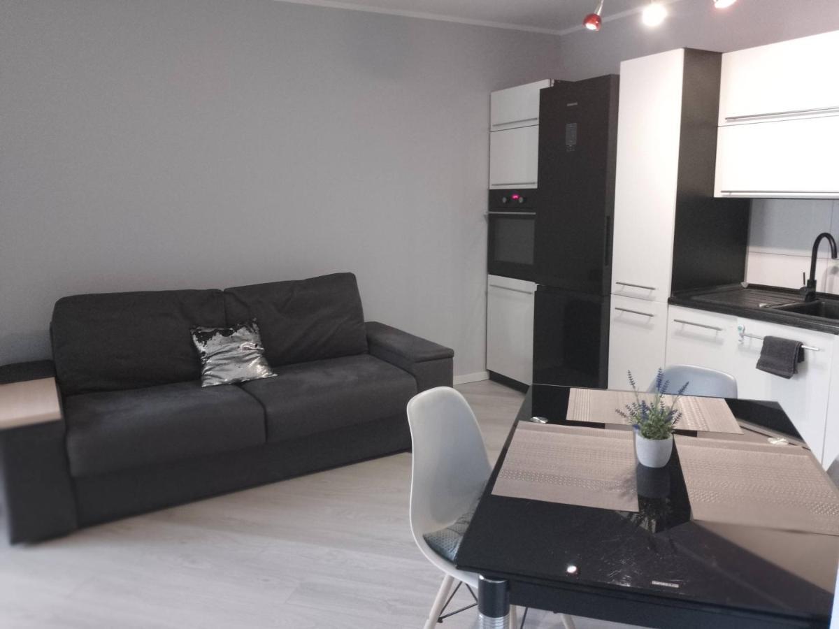 Apartament Zalesie Z Tarasem Lubiń Exterior foto