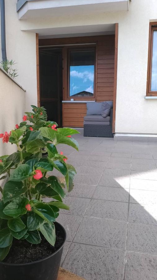 Apartament Zalesie Z Tarasem Lubiń Exterior foto